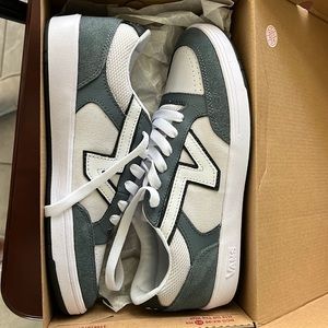 Vans. Lowland Co. Mens. Freshman Stormy Weather. Size 8. Brand new. Never worn.